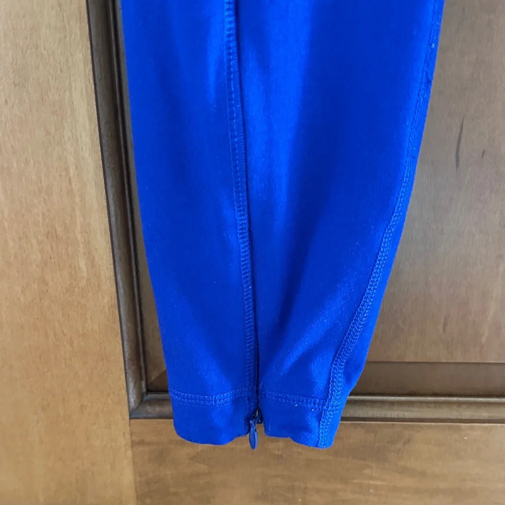 Under Armour Vibrant Blue Leggings with Ankle Zippers Small - Picture 3 of 7